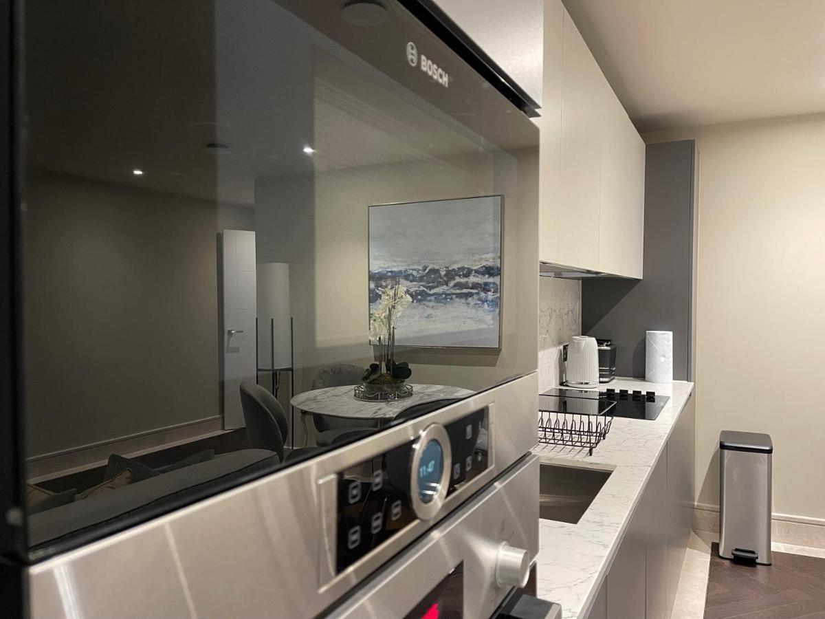Sophisticated 1Br, 1 Ba Chigwell Designer Flat Chcl F2 Apartment Exterior photo