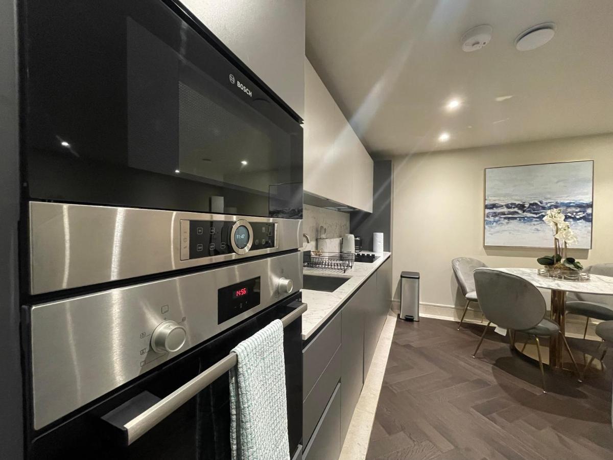Sophisticated 1Br, 1 Ba Chigwell Designer Flat Chcl F2 Apartment Exterior photo