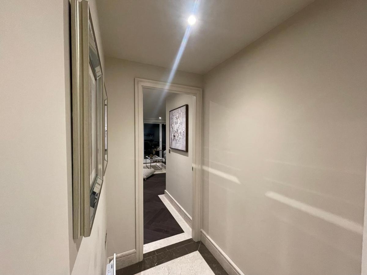 Sophisticated 1Br, 1 Ba Chigwell Designer Flat Chcl F2 Apartment Exterior photo