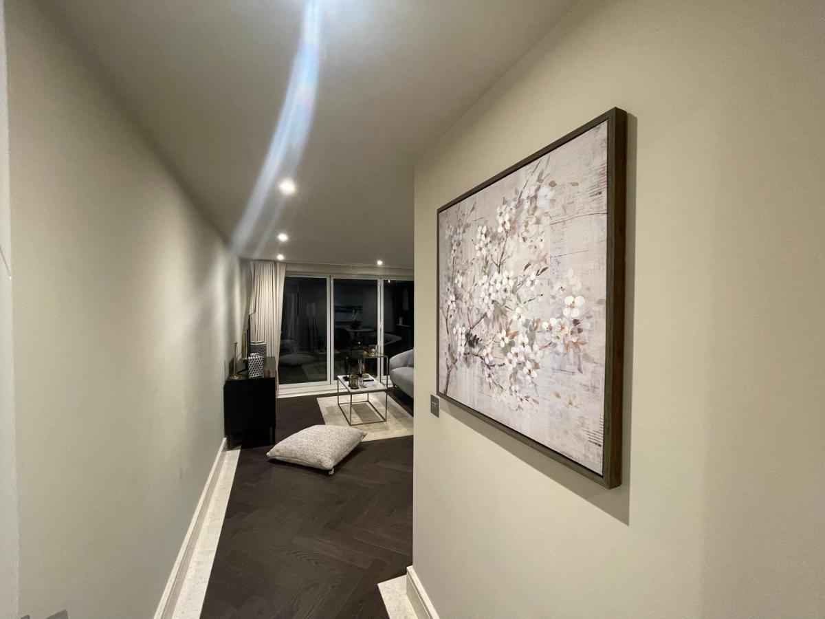 Sophisticated 1Br, 1 Ba Chigwell Designer Flat Chcl F2 Apartment Exterior photo